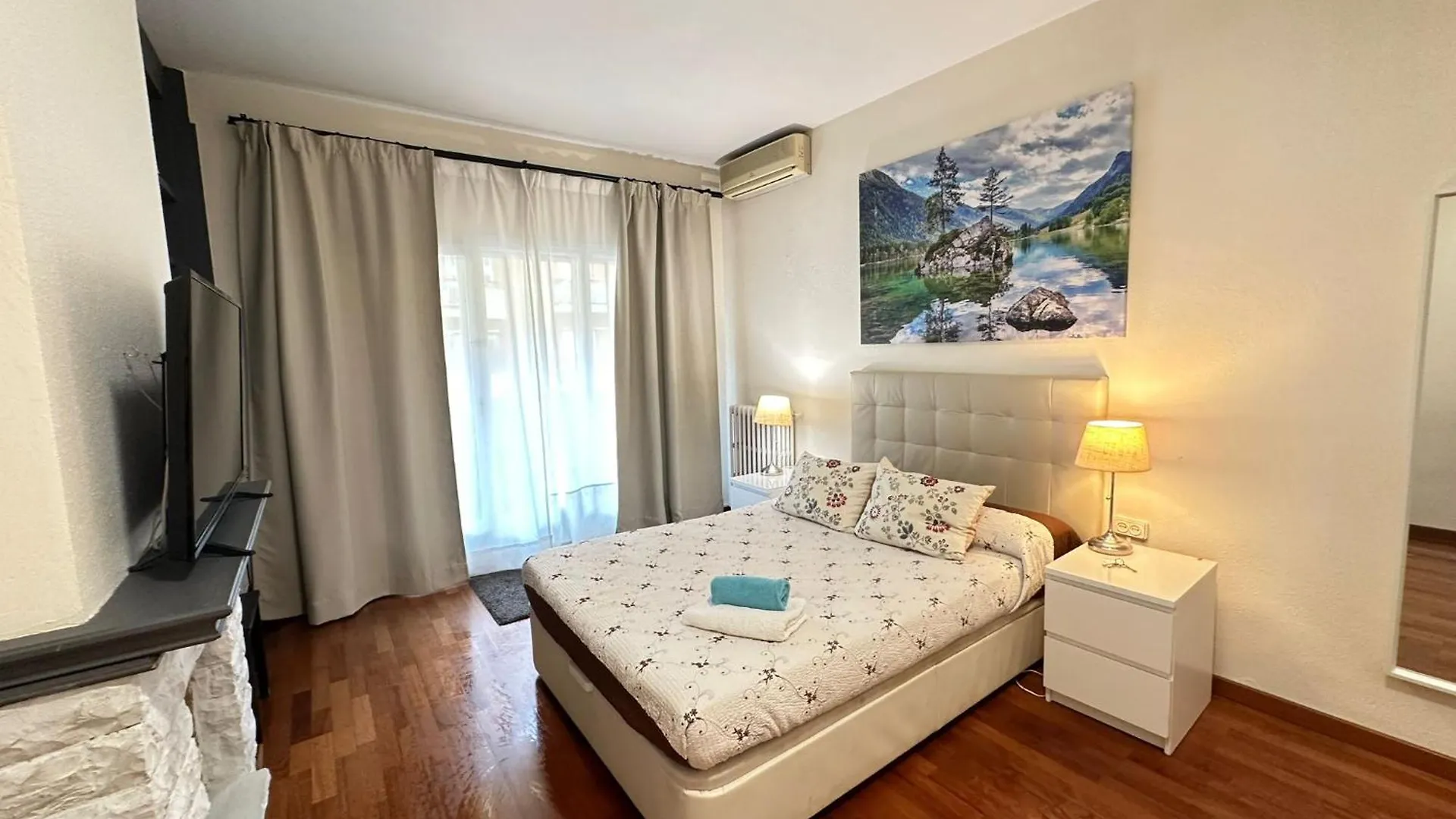 Bed and Breakfast Alojamiento Viladomat Barcelona