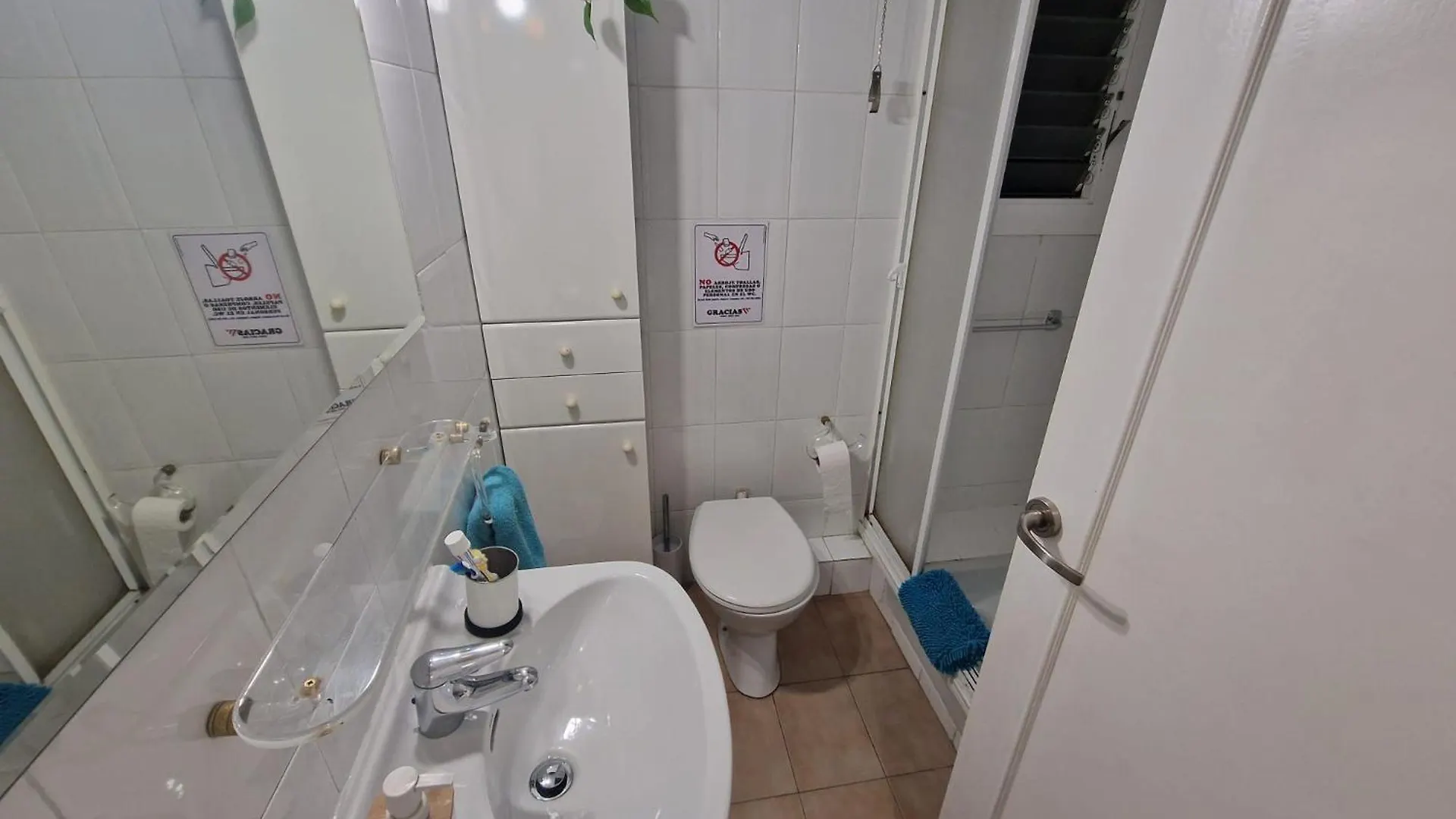 Alojamiento Viladomat Bed & Breakfast Barcelona Spain