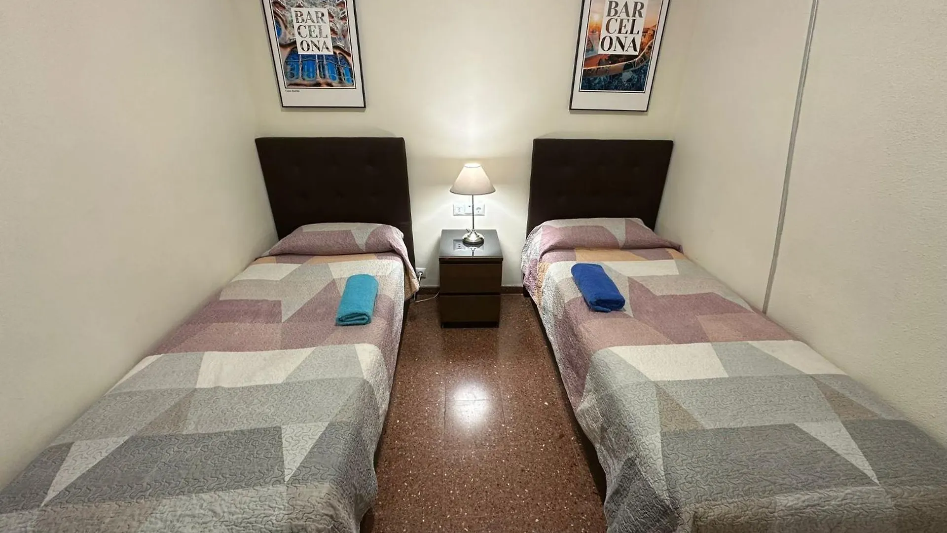 Alojamiento Viladomat Bed & Breakfast Barcelona Spain