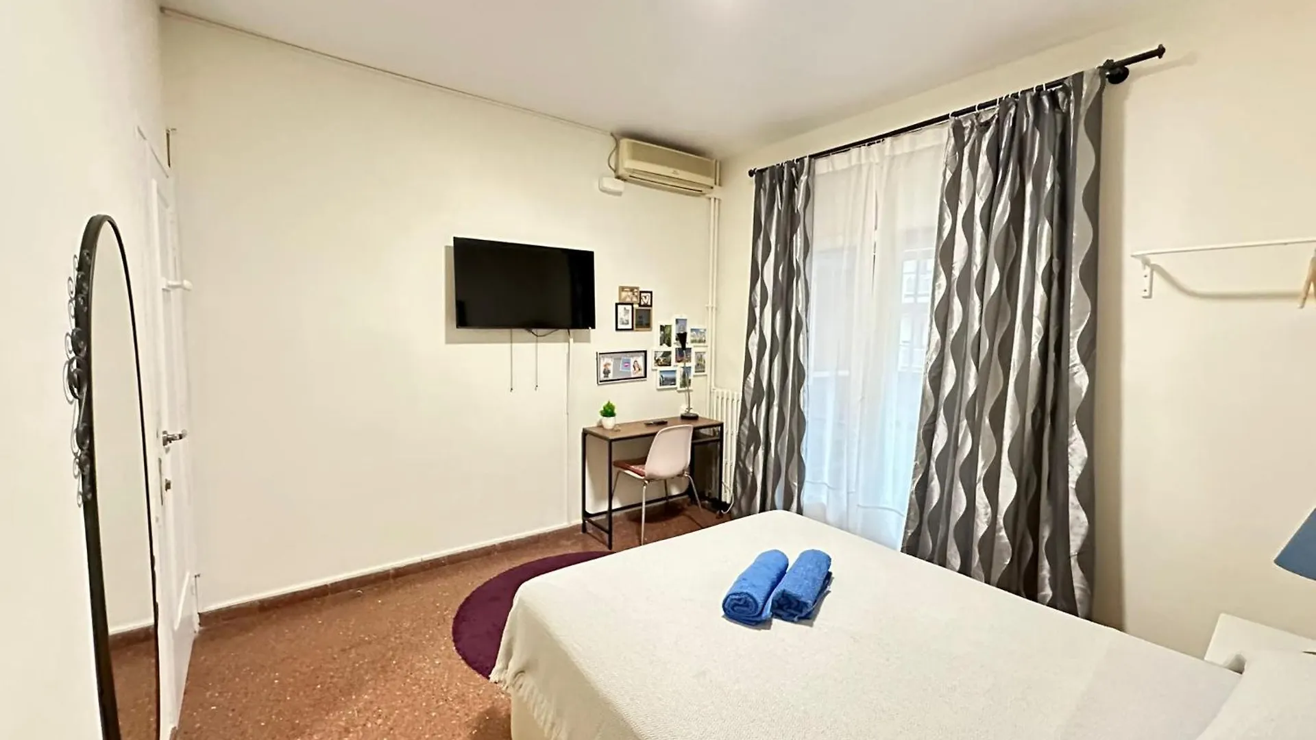 Alojamiento Viladomat Bed & Breakfast Barcelona