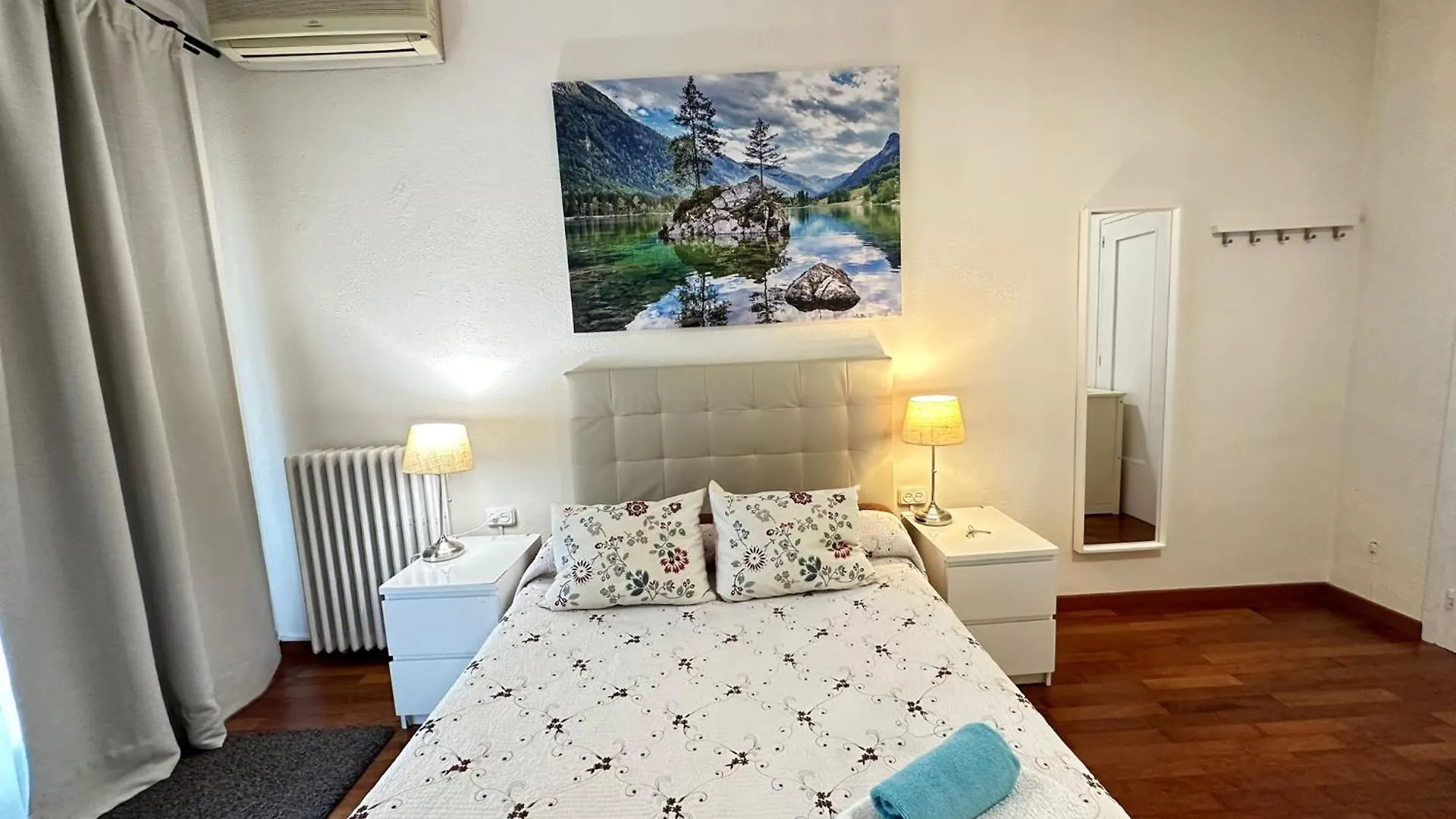 Alojamiento Viladomat Bed & Breakfast Barcelona
